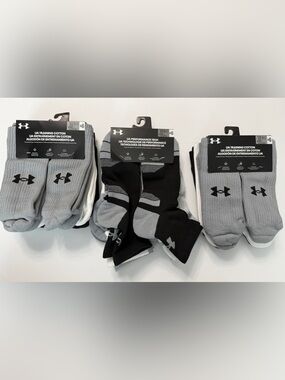 Under Armour 18 Pairs Men’s Socks Bundle NWT Size L